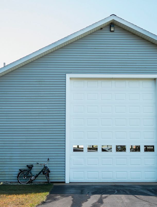 garage before cleaning