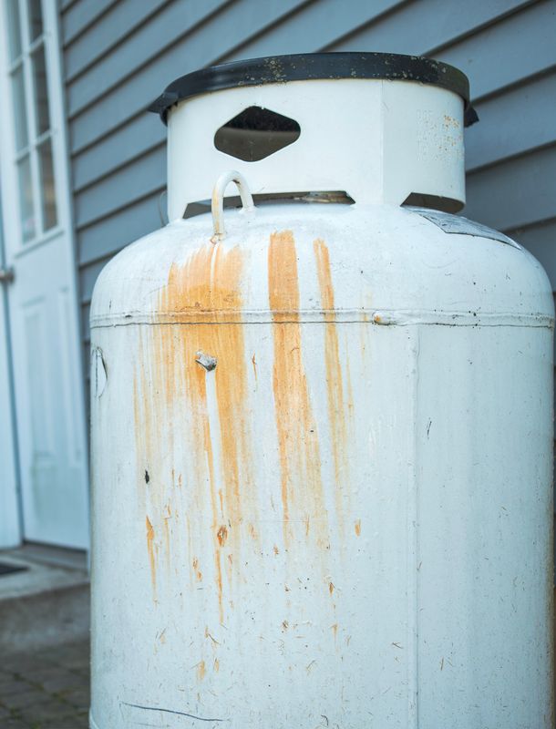 tank before cleaning